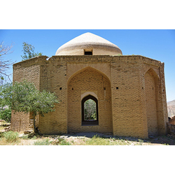 The mausoleum of Imām Shāh Gharib Mirza